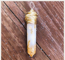 Load image into Gallery viewer, Crystal Pendant Keepsake Necklace