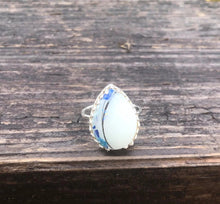 Load image into Gallery viewer, Sterling Silver Princess Cut Teardrop Ring