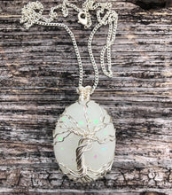 Load image into Gallery viewer, Tree of Life Keepsake Necklace