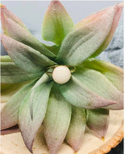 Load image into Gallery viewer, Round keepsake ring