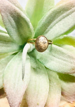 Load image into Gallery viewer, 8x10 Oval Keepsake Ring