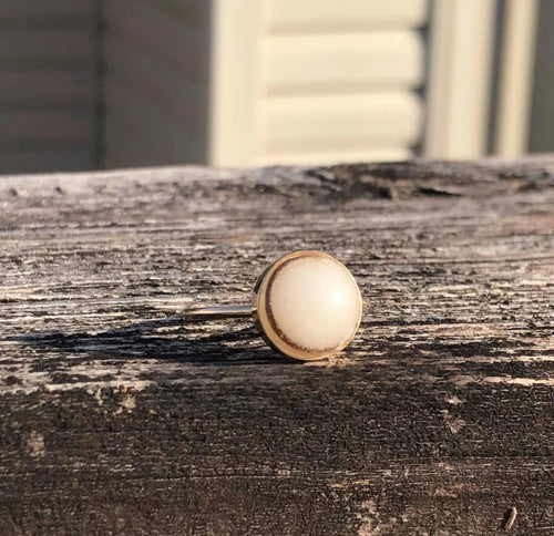 Round keepsake ring