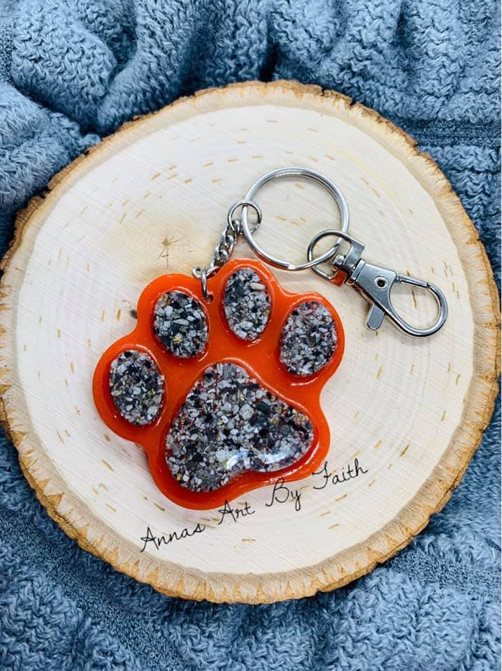 Paw print keepsake keychain