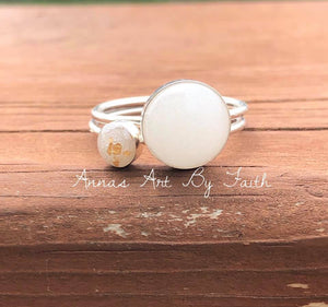 Round keepsake ring