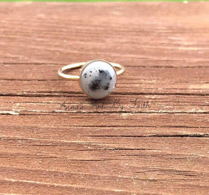 Round keepsake ring