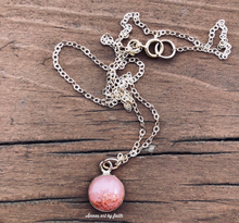 Load image into Gallery viewer, Round Keepsake necklace