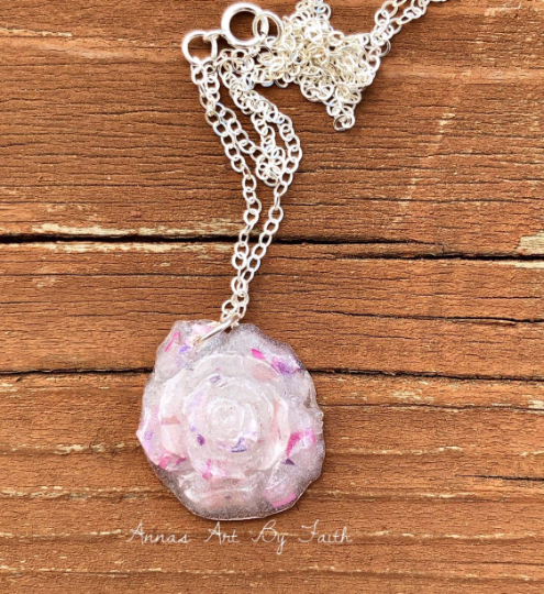 Rose keepsake necklace